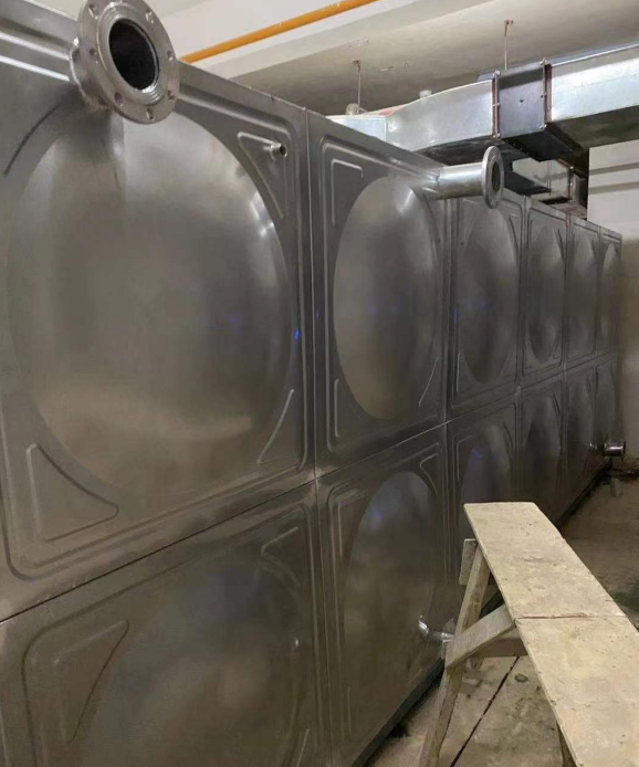葫芦岛日常维护不锈钢水箱的流程是怎样的